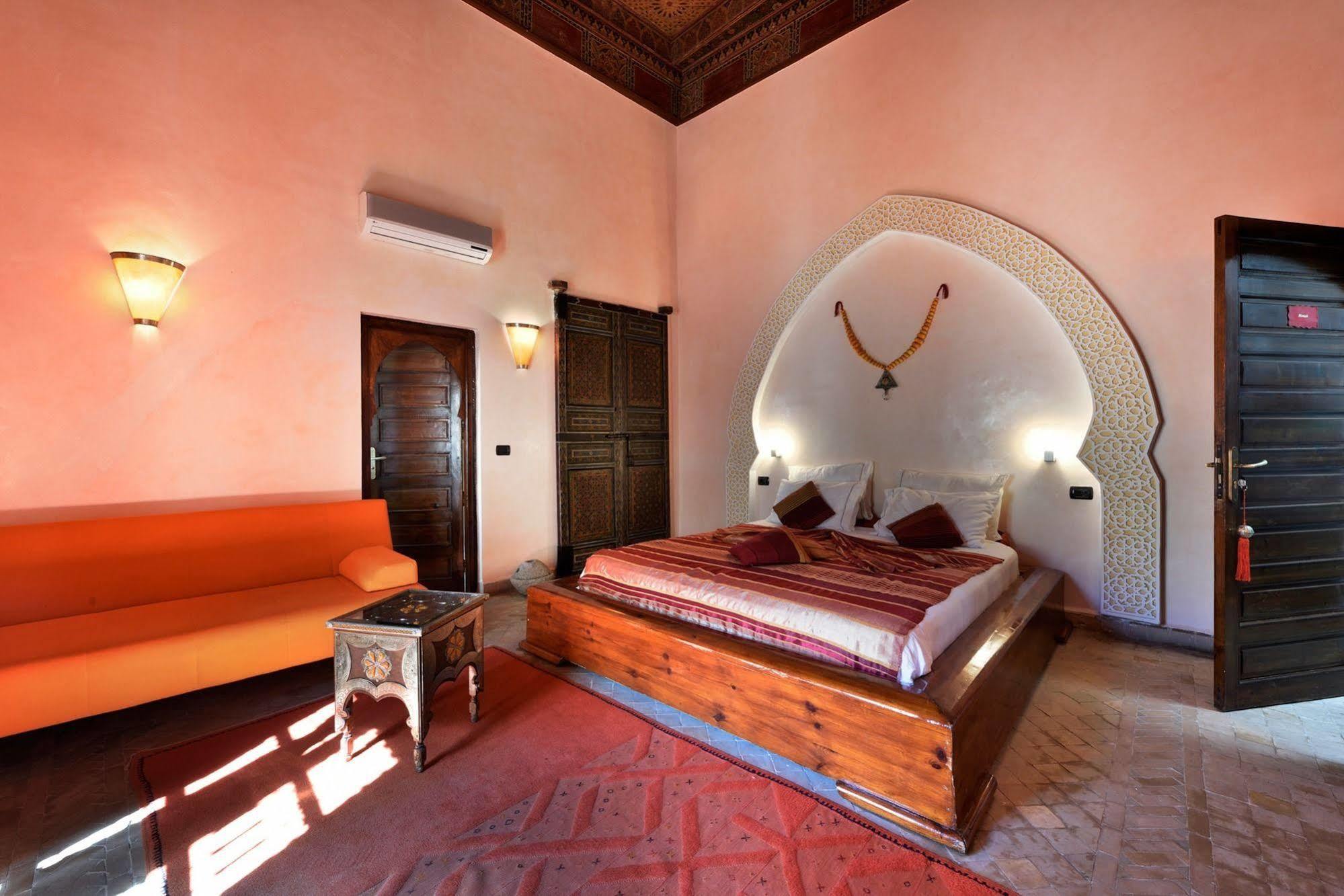 Riad Les Ammonites And Spa Marrakesh Esterno foto